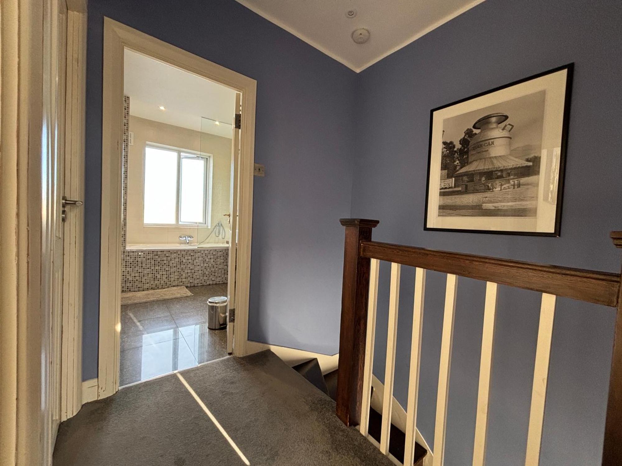 Entire House Floor Perfect For Couples & Freelancers - Available For Single Too Hotel London Eksteriør billede